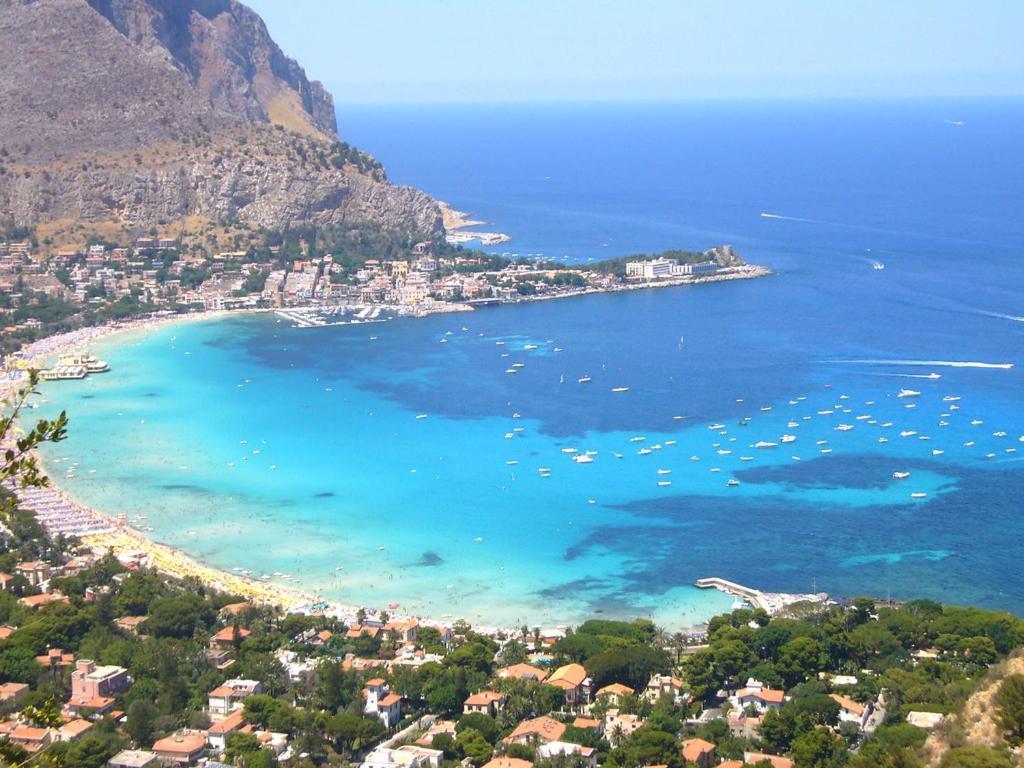 Trentuno Mondello Apartments Zewnętrze zdjęcie